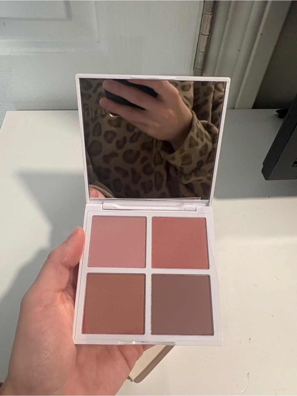 Lithe Sunset Blush Palette - White Packaging